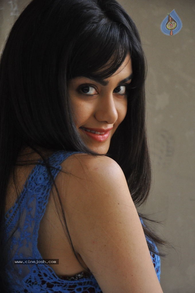 Adah Sharma Stills - 116 / 120 photos