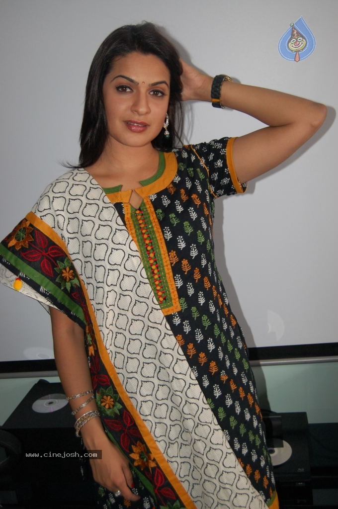 Aditi Agarwal Latest Stills - 39 / 58 photos