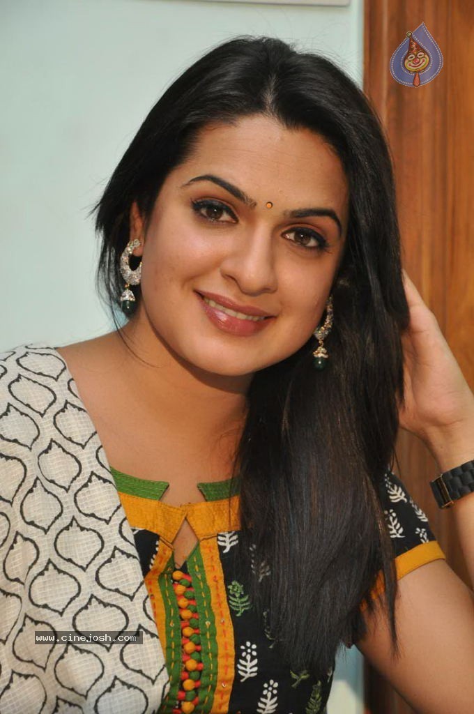 Aditi Agarwal Latest Stills - 42 / 58 photos