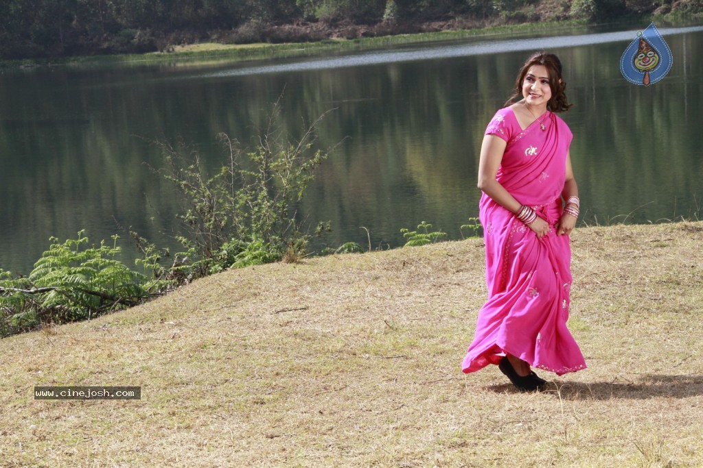 Aditi Agarwal New Stills - 32 / 58 photos