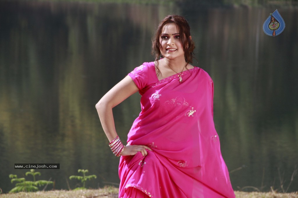 Aditi Agarwal New Stills - 34 / 58 photos