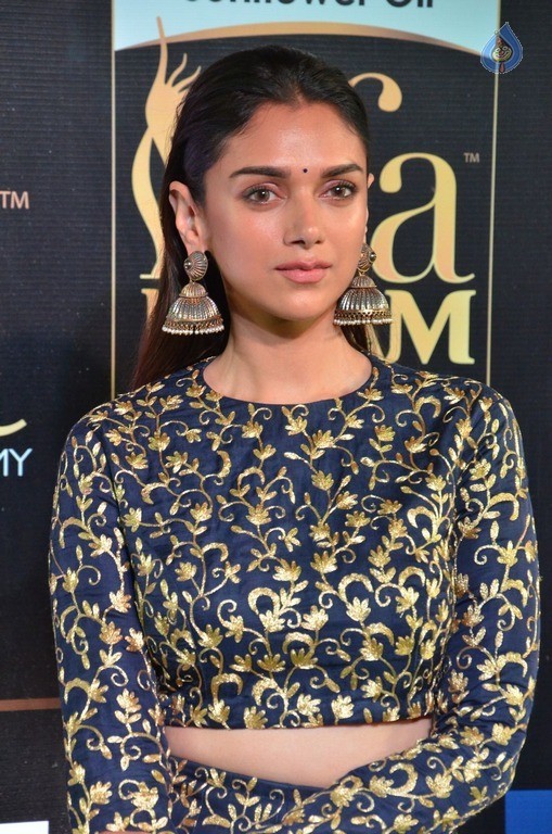 Aditi Rao Hydari at IIFA 2017 - 18 / 32 photos