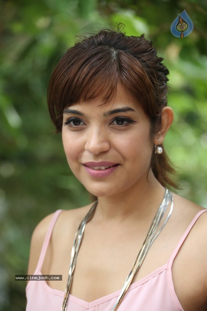 Adonica New Photos - 26 / 73 photos