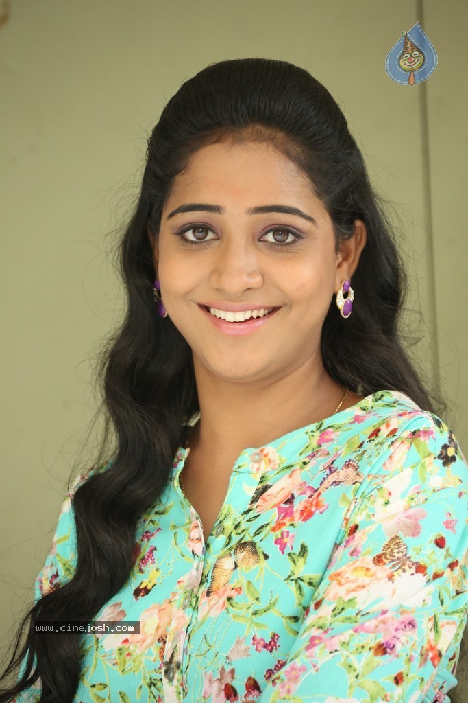 Aishwarya Latest Stills - 17 / 84 photos