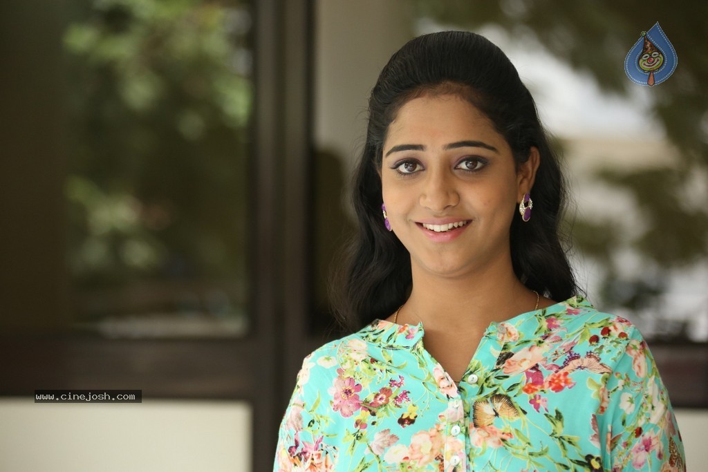 Aishwarya Latest Stills - 33 / 84 photos