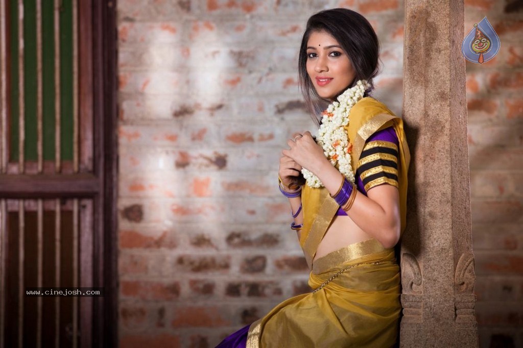 Akhila Kishore New Stills - 6 / 20 photos