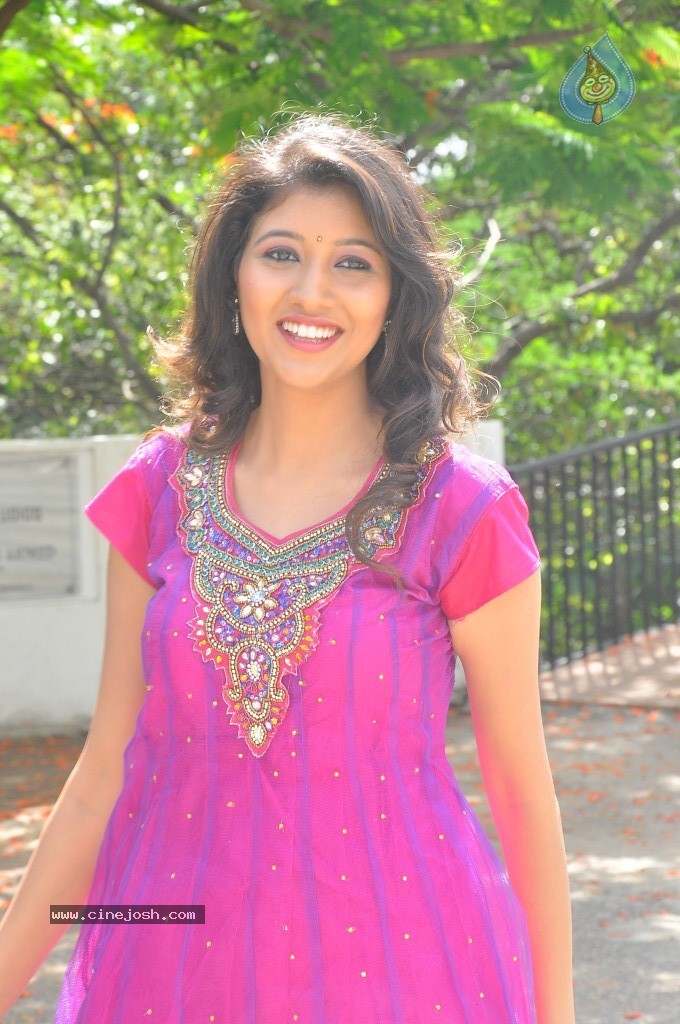 Akhila New Photos - 17 / 35 photos