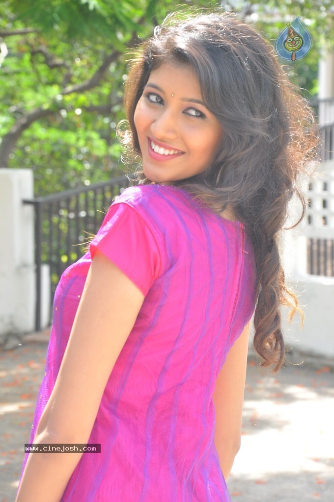 Akhila New Photos - 28 / 35 photos