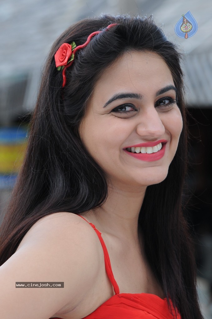 Aksha Hot Gallery - 56 / 66 photos