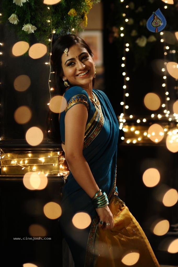 Aksha Latest Gallery - 7 / 42 photos