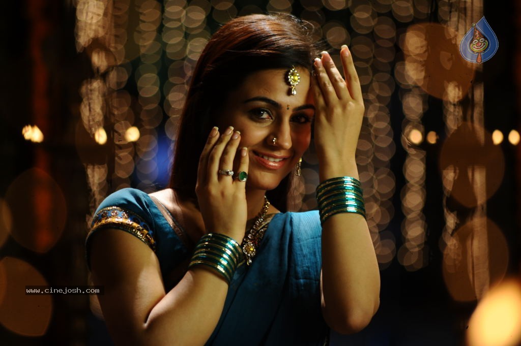 Aksha Latest Gallery - 10 / 42 photos