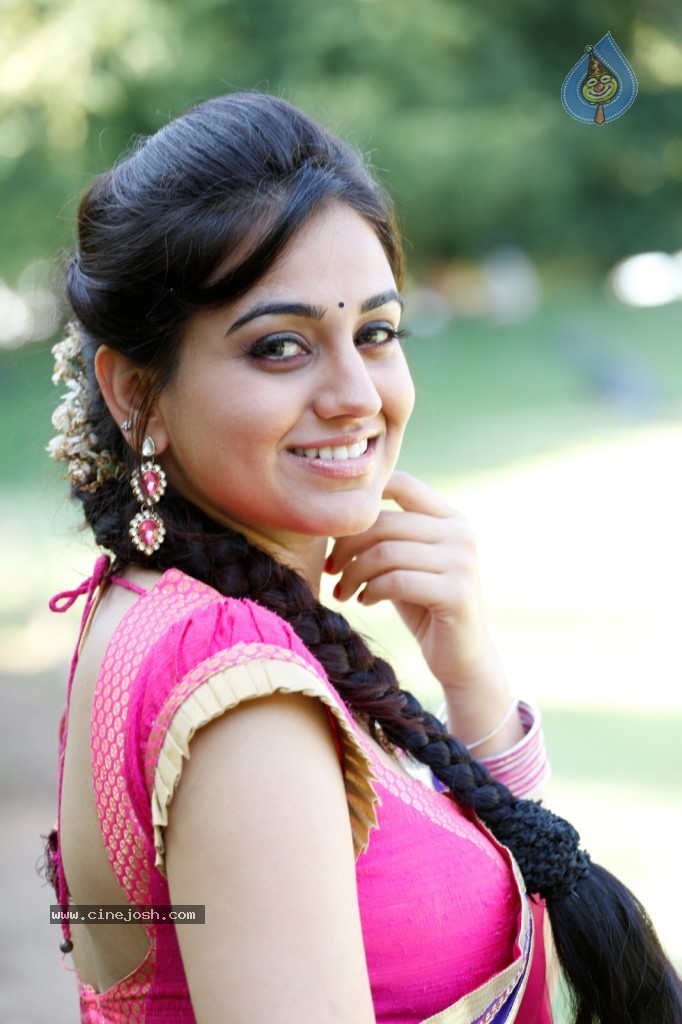 Aksha Latest Photos - 59 / 116 photos