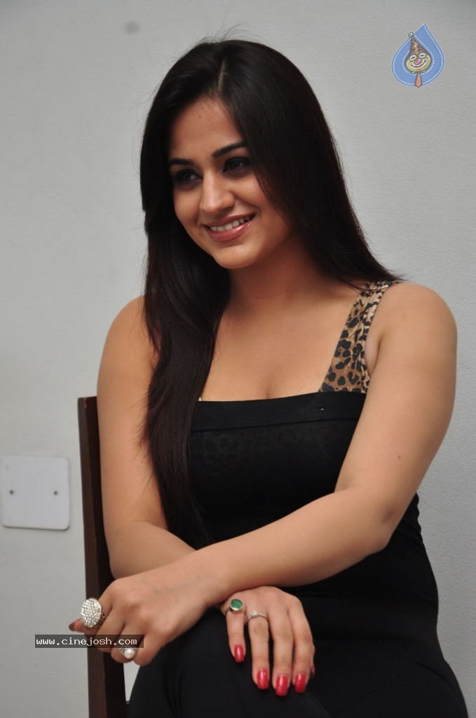 Aksha Latest Photos - 54 / 58 photos