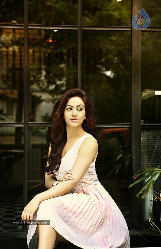 Aksha Latest Portfolio Pics - 30 / 34 photos