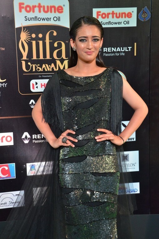 Akshara Hasan at IFA 2017 - 11 / 42 photos