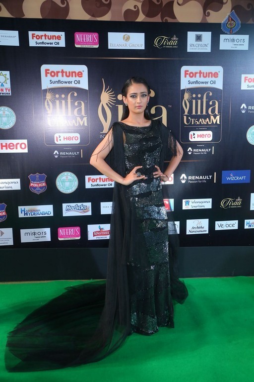 Akshara Hasan at IFA 2017 - 17 / 42 photos