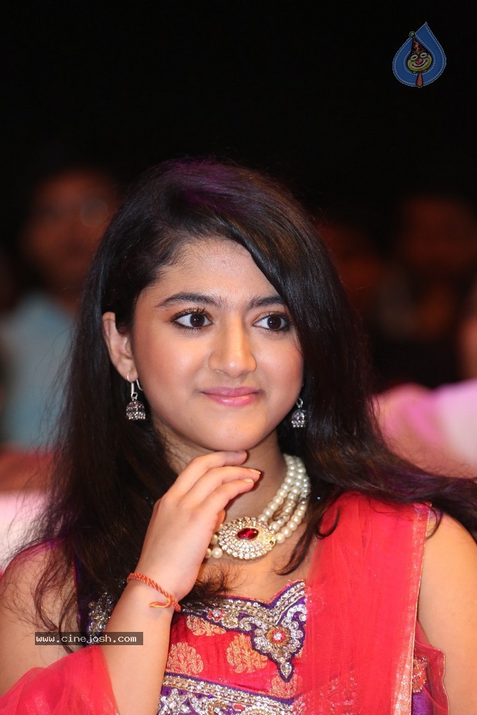 Akshara Stills - 16 / 40 photos