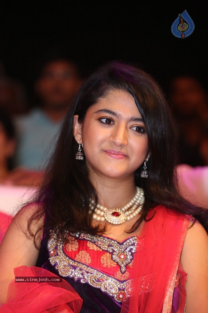 Akshara Stills - 39 / 40 photos