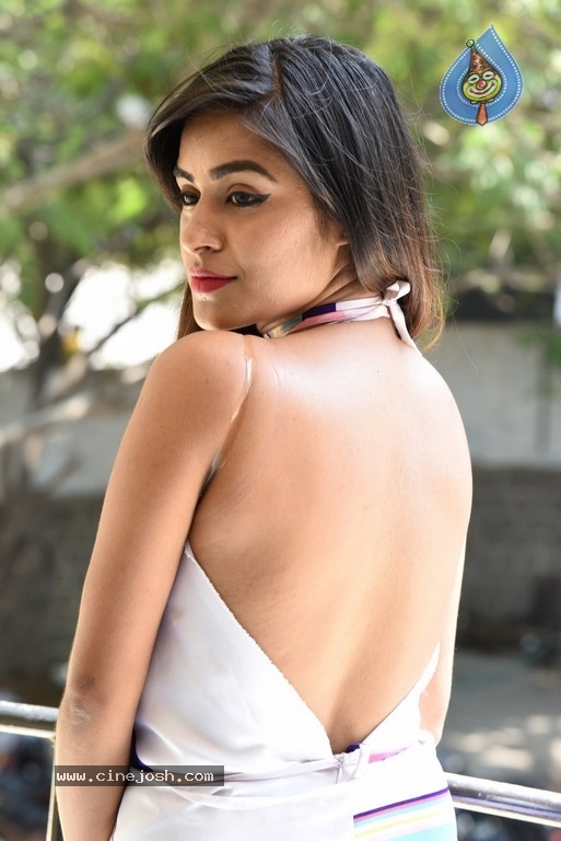 Akshatha Madhav Photos - 16 / 21 photos