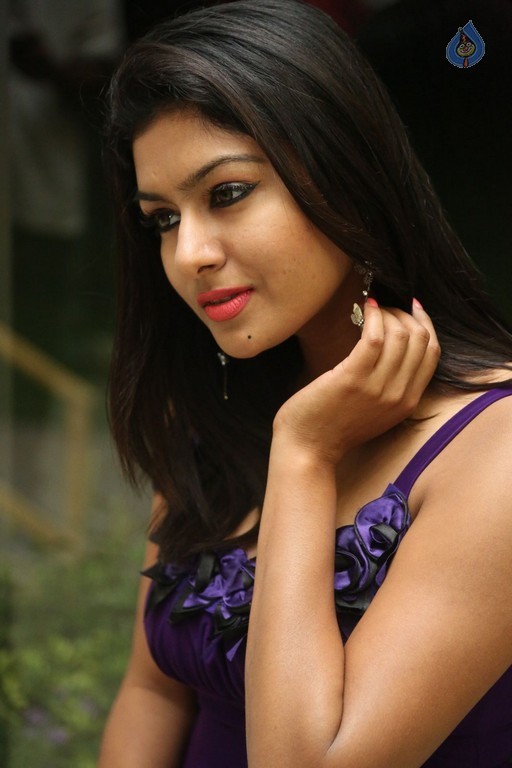 Akshatha New Gallery  - 29 / 39 photos