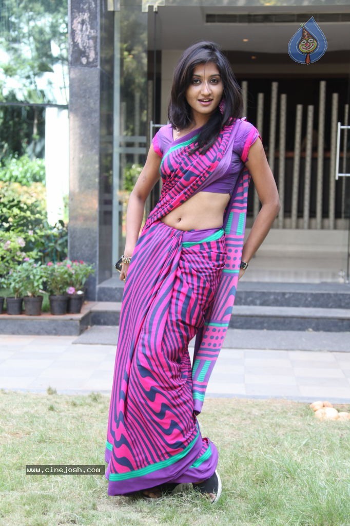 Akshaya Hot Photos - 74 / 143 photos