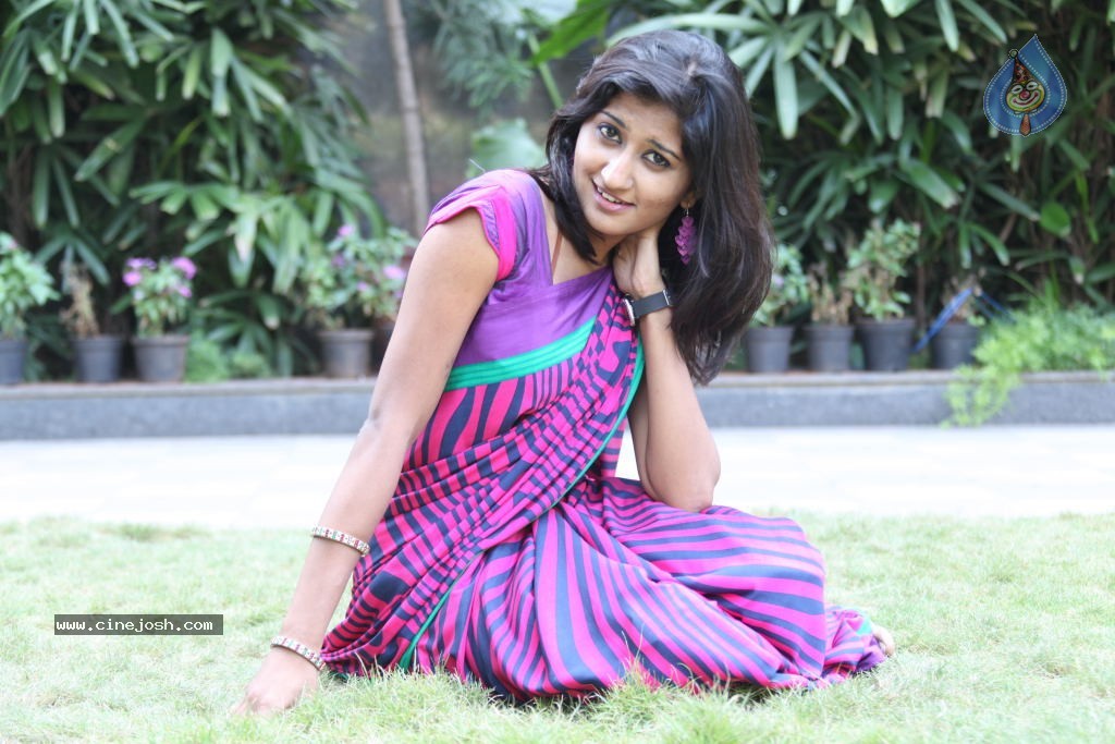 Akshaya Hot Photos - 135 / 143 photos