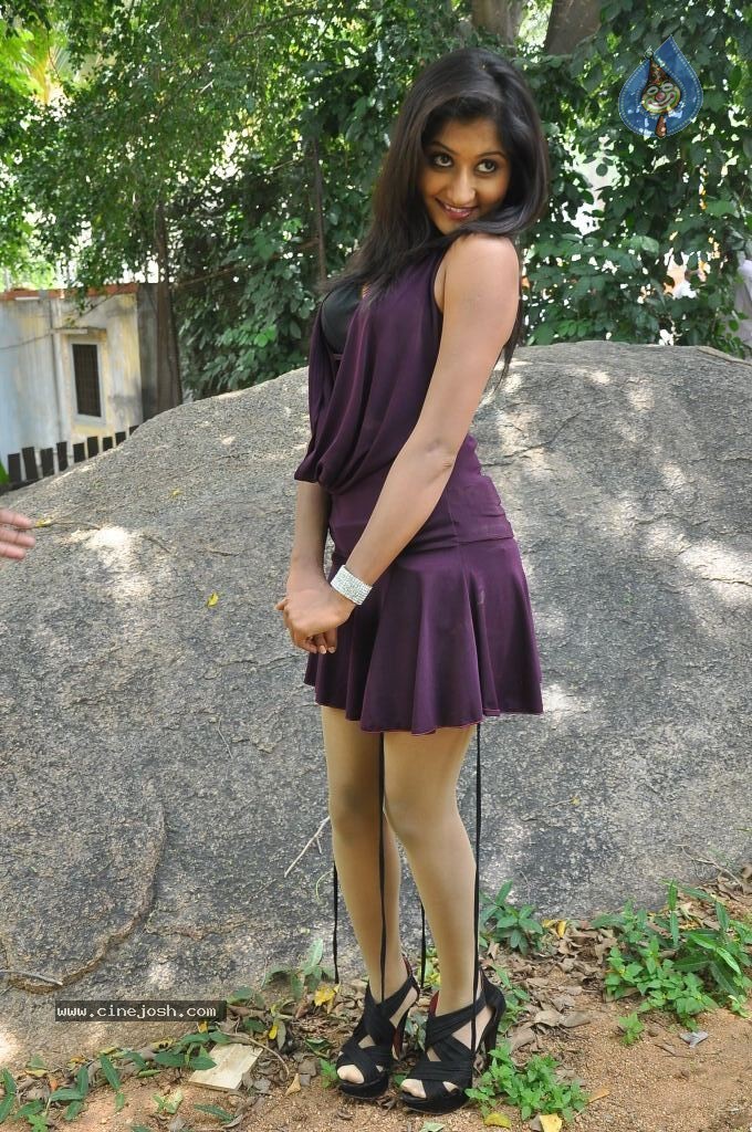 Akshaya New Photos - 24 / 83 photos