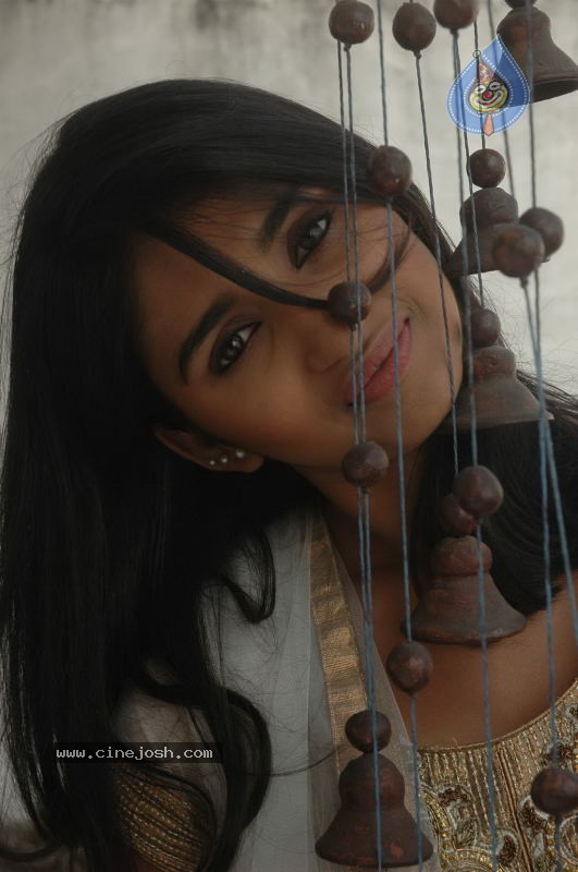 Akshaya Stills - 18 / 37 photos