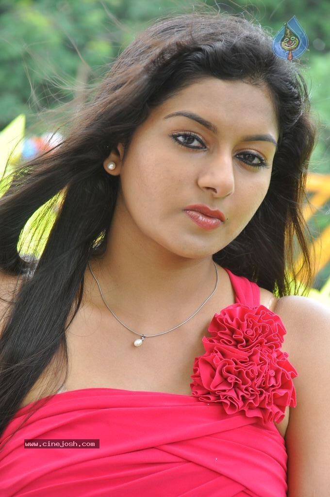 Akshitha Stills - 10 / 98 photos