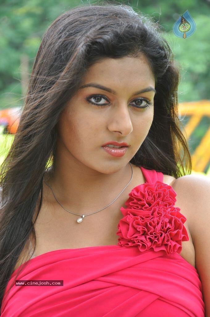 Akshitha Stills - 41 / 98 photos