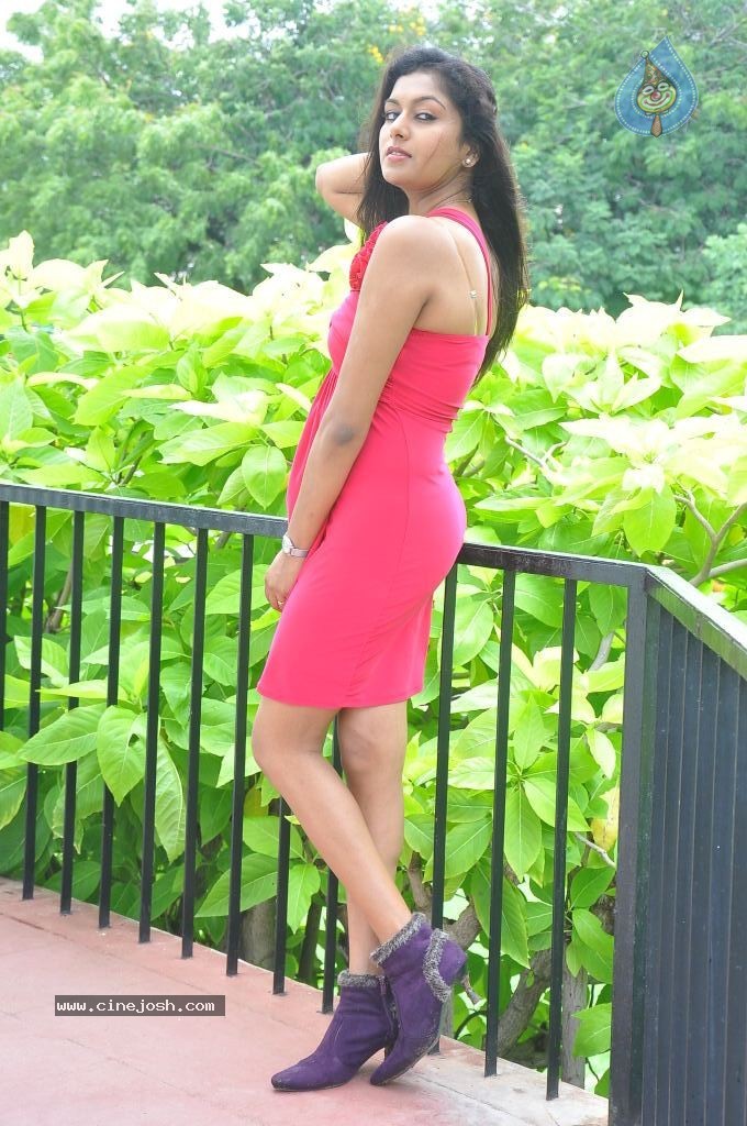 Akshitha Stills - 96 / 98 photos