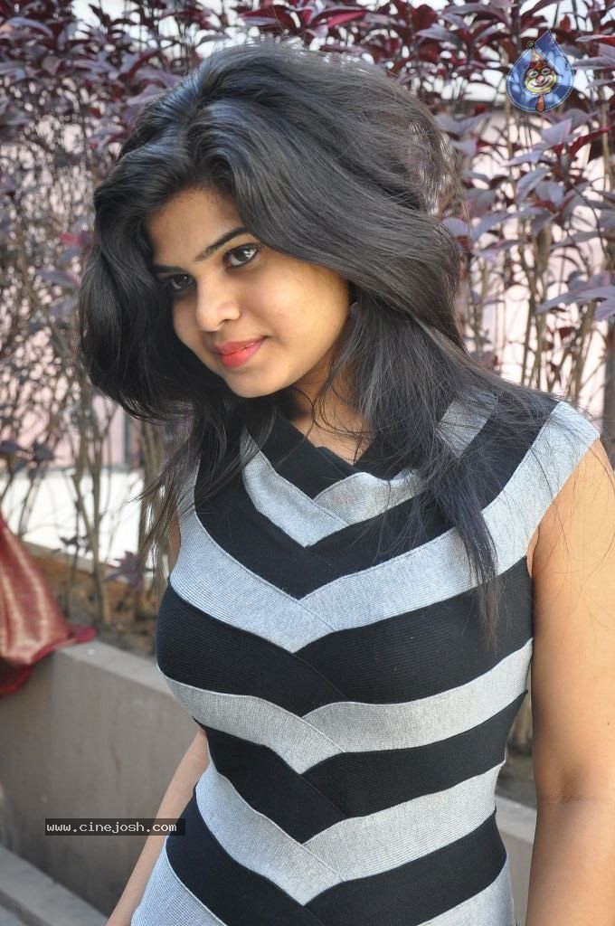 Alekhya Latest Stills - 13 / 56 photos