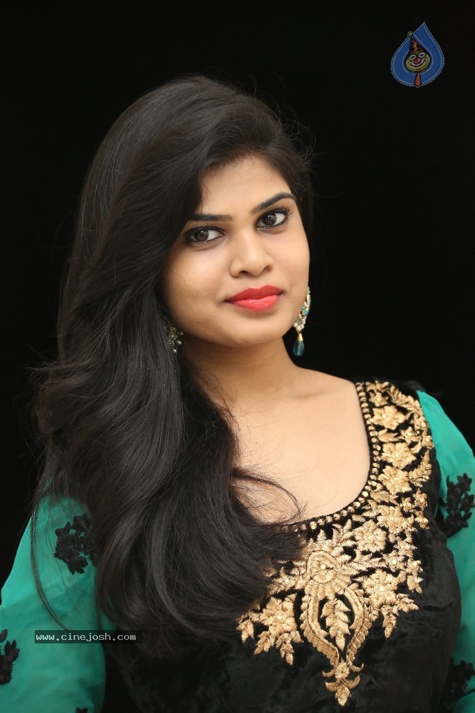 Alekhya New Photos - 31 / 89 photos