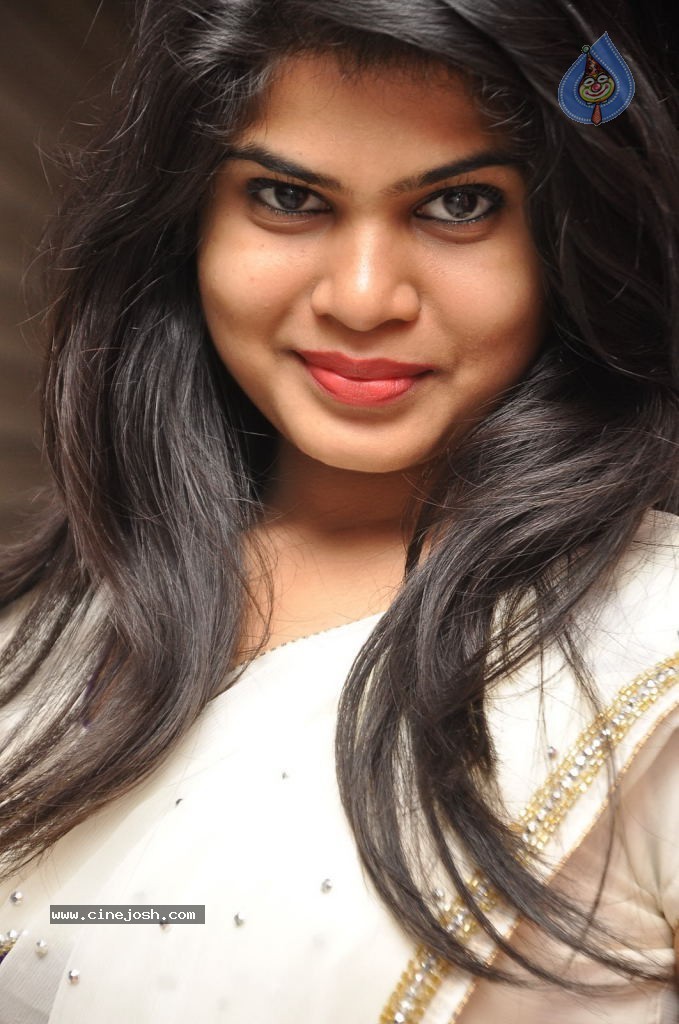 Alekhya New Pics - 31 / 53 photos