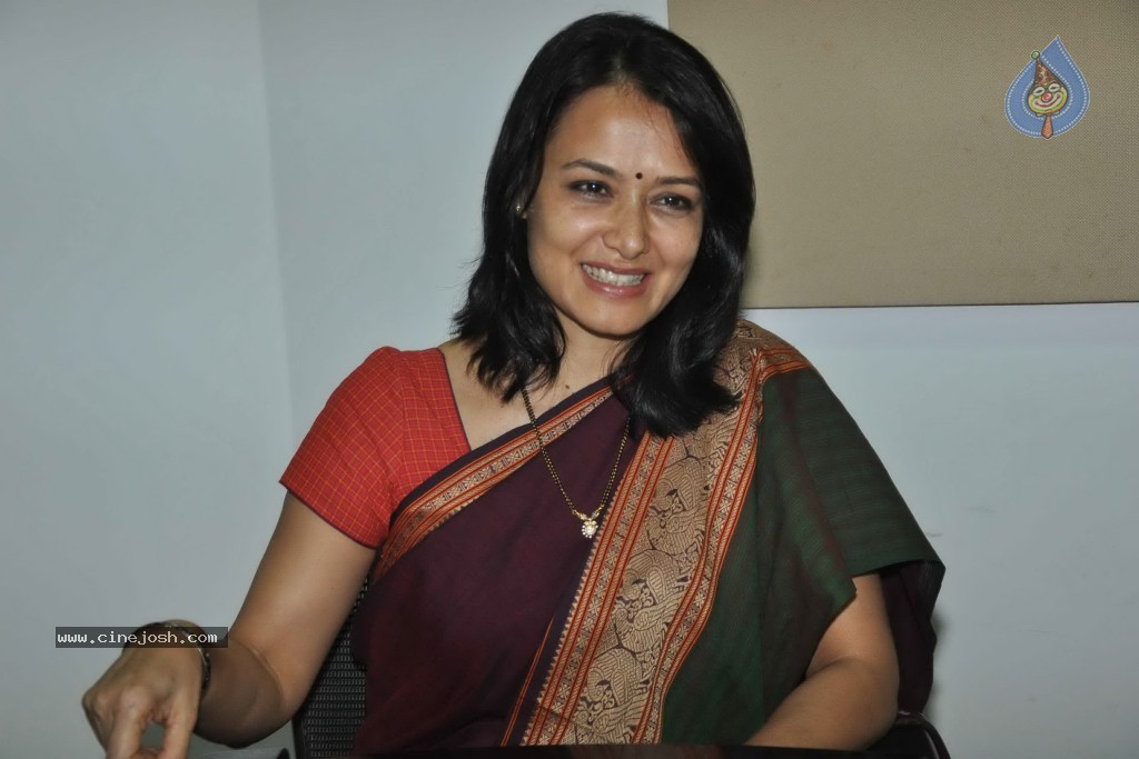 Amala Akkineni Stills - 33 / 64 photos