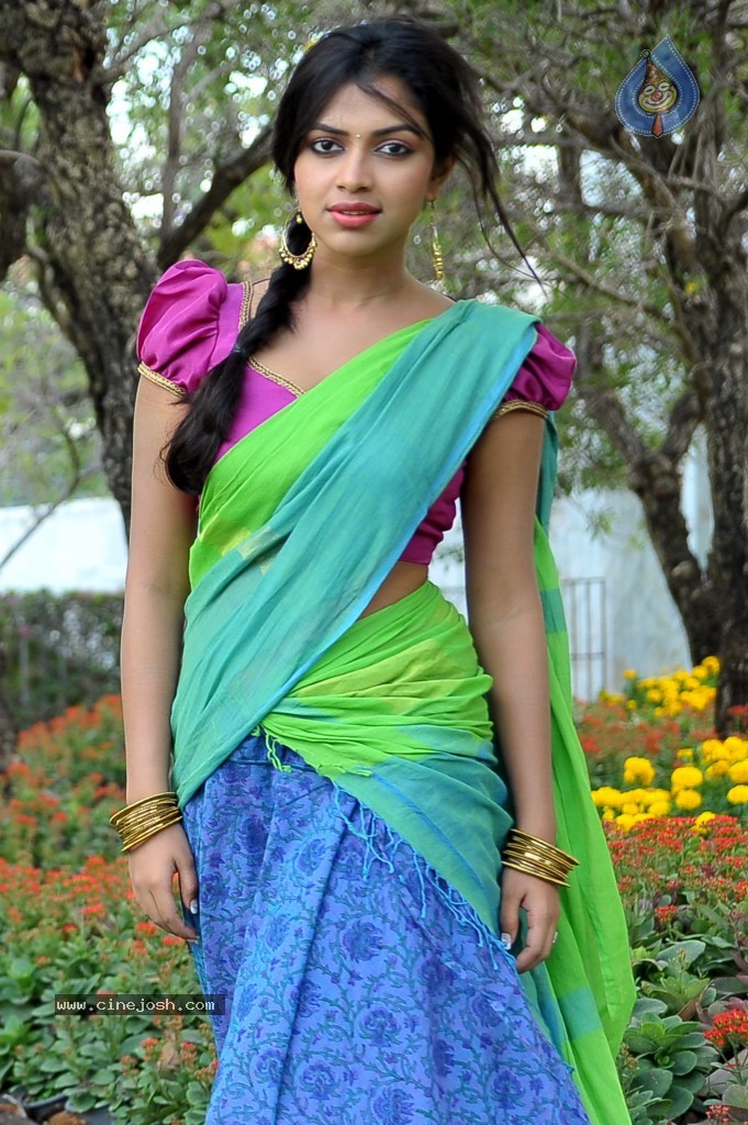 Amala Paul Hot Gallery - 32 / 52 photos