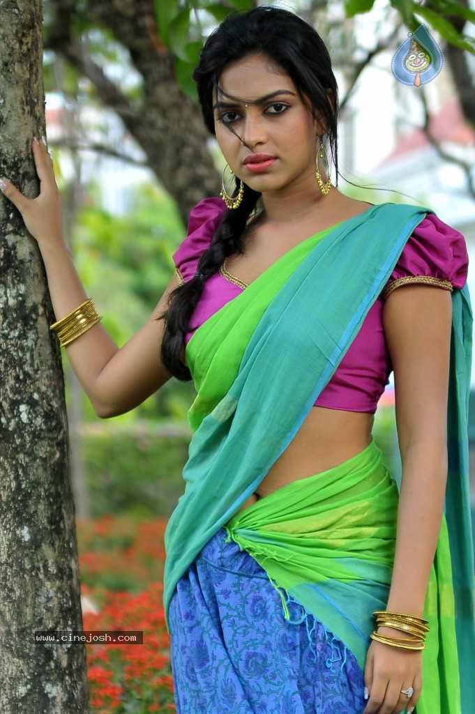 Amala Paul Hot Gallery - 38 / 52 photos
