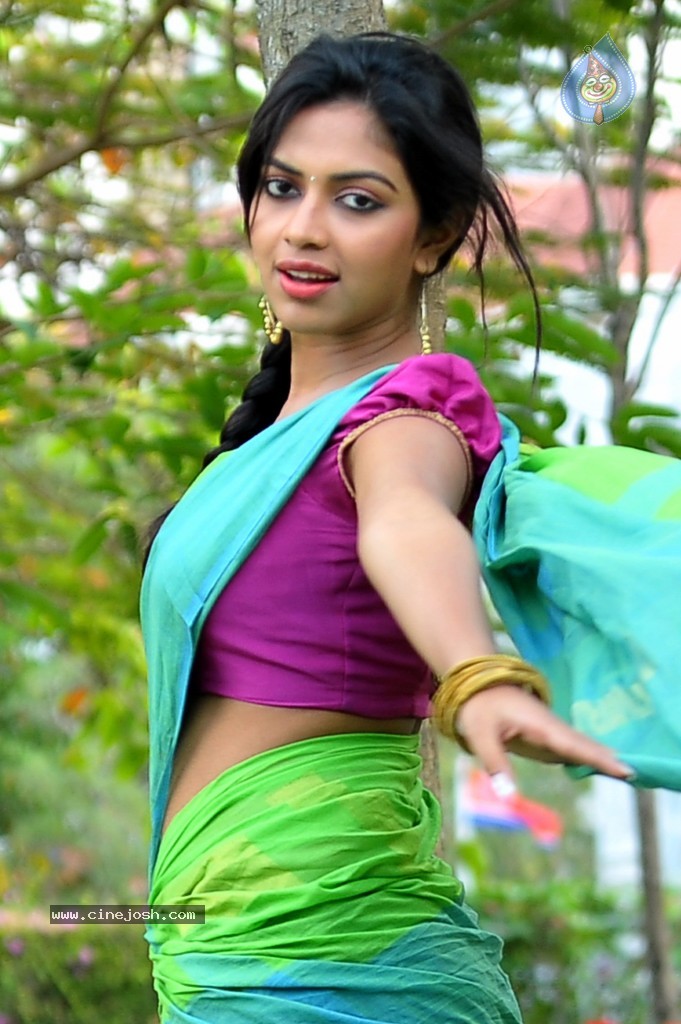 Amala Paul Hot Gallery - 39 / 52 photos