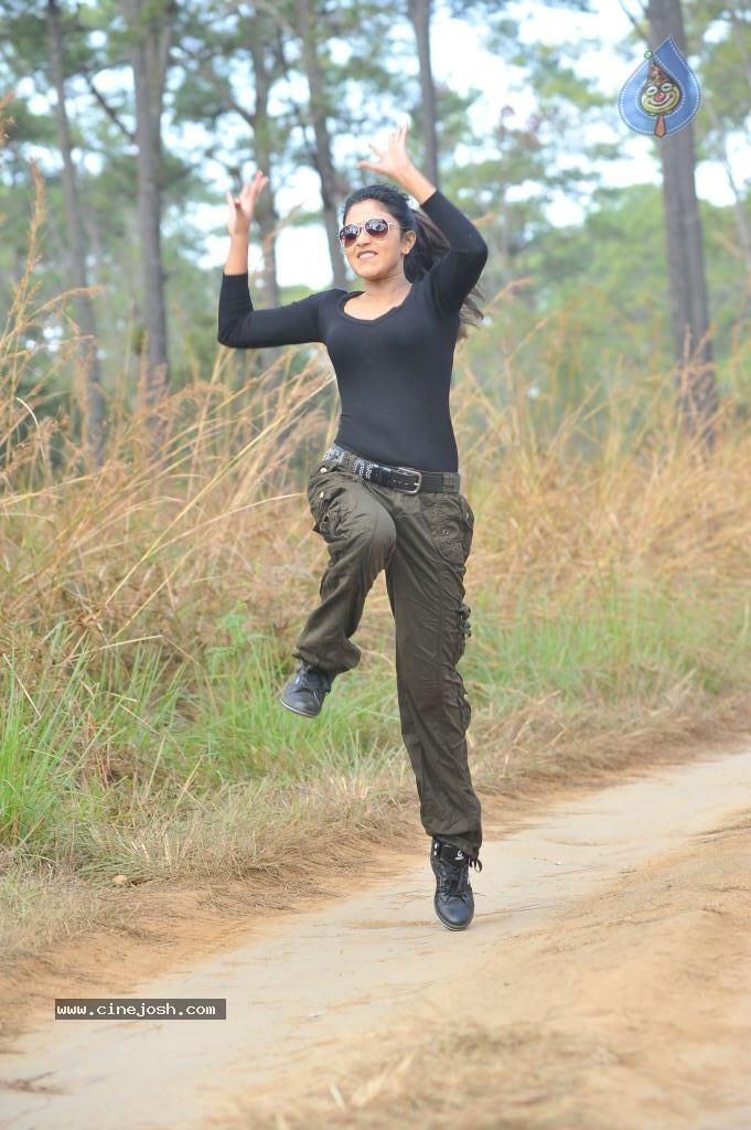 Amala Paul Latest Photos - 10 / 94 photos