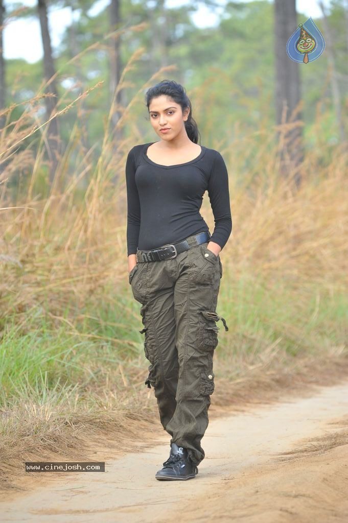 Amala Paul Latest Photos - 46 / 94 photos