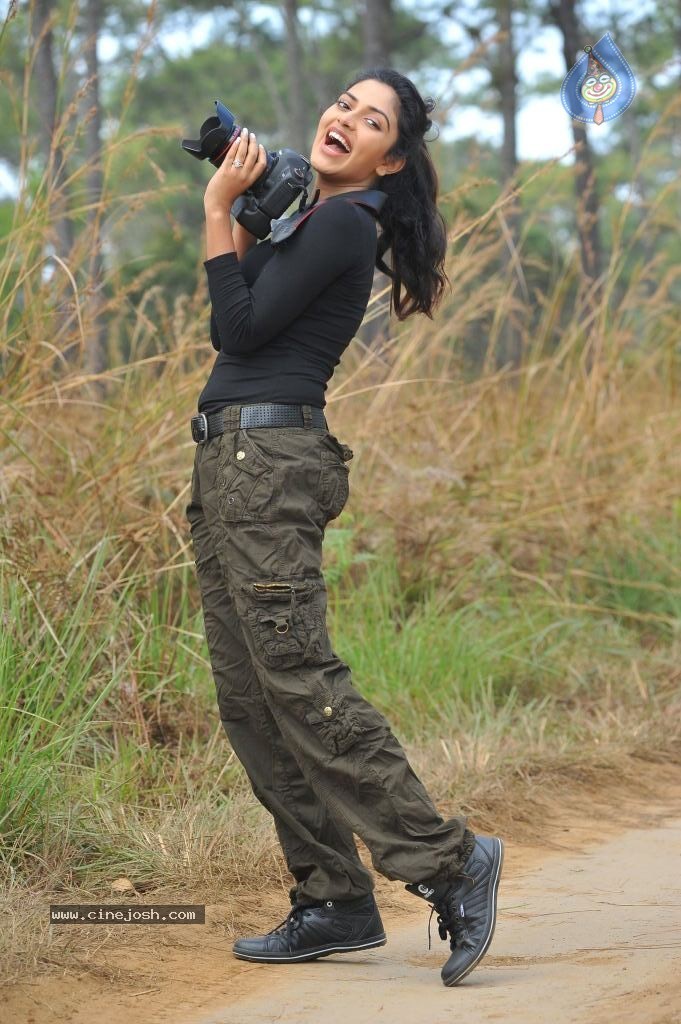 Amala Paul Latest Photos - 47 / 94 photos