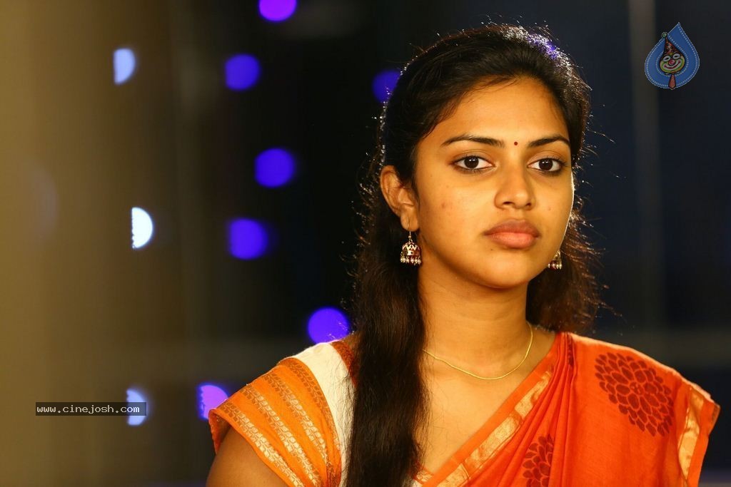 Amala Paul Latest Photos - 44 / 98 photos