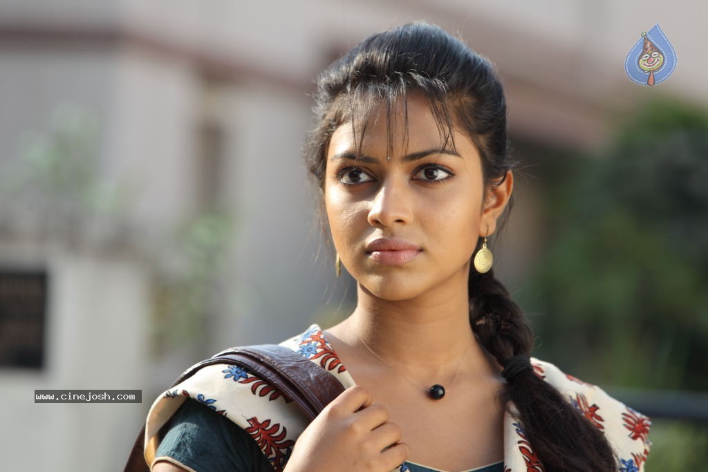 Amala Paul Latest Stills - 12 / 44 photos