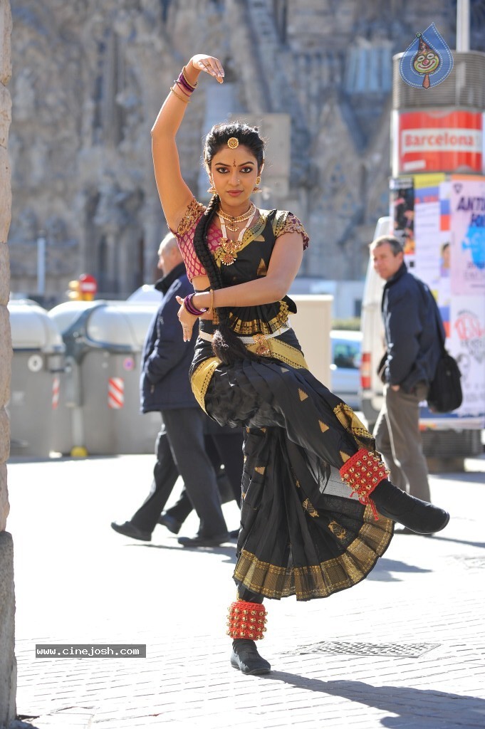 Amala Paul New Photos - 4 / 95 photos