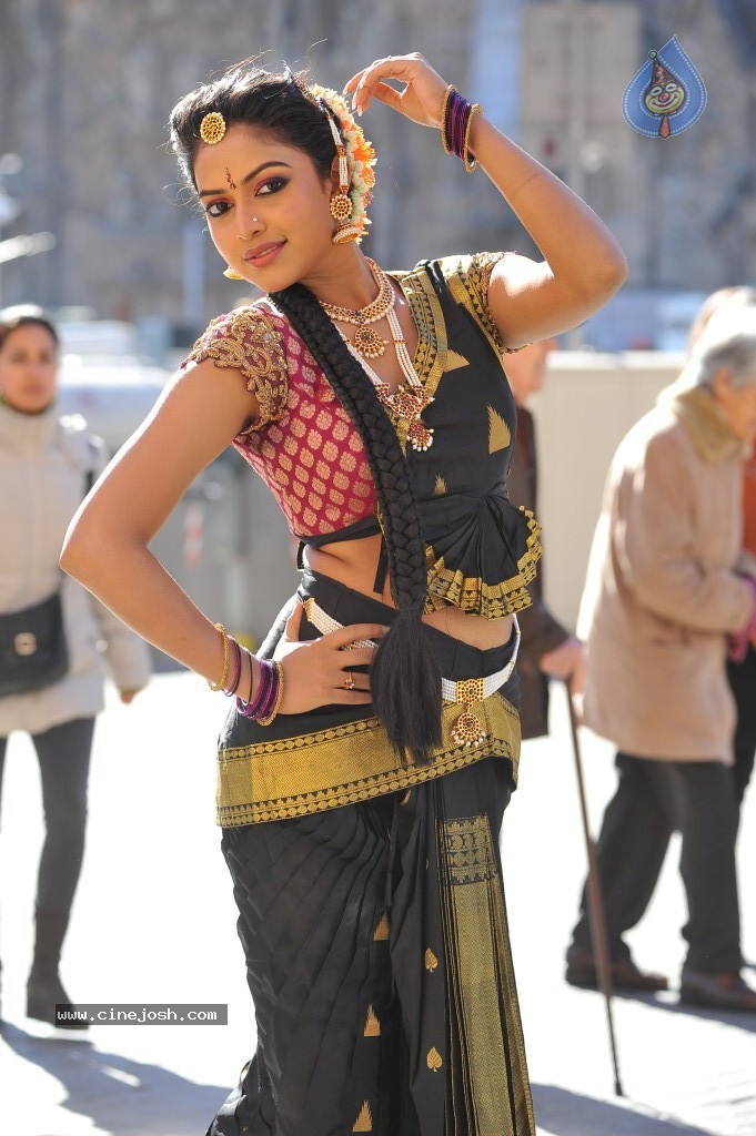 Amala Paul New Photos - 28 / 95 photos