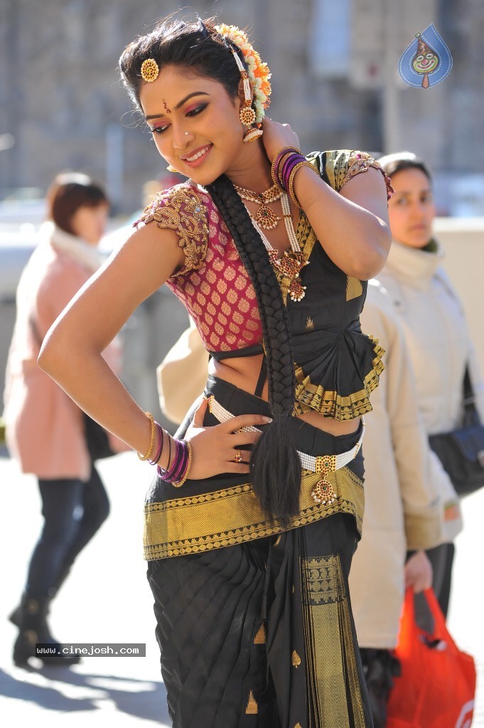 Amala Paul New Photos - 33 / 95 photos