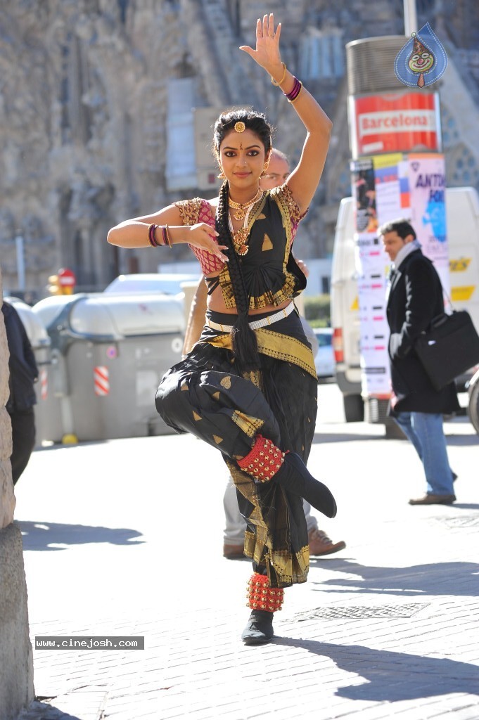 Amala Paul New Photos - 48 / 95 photos