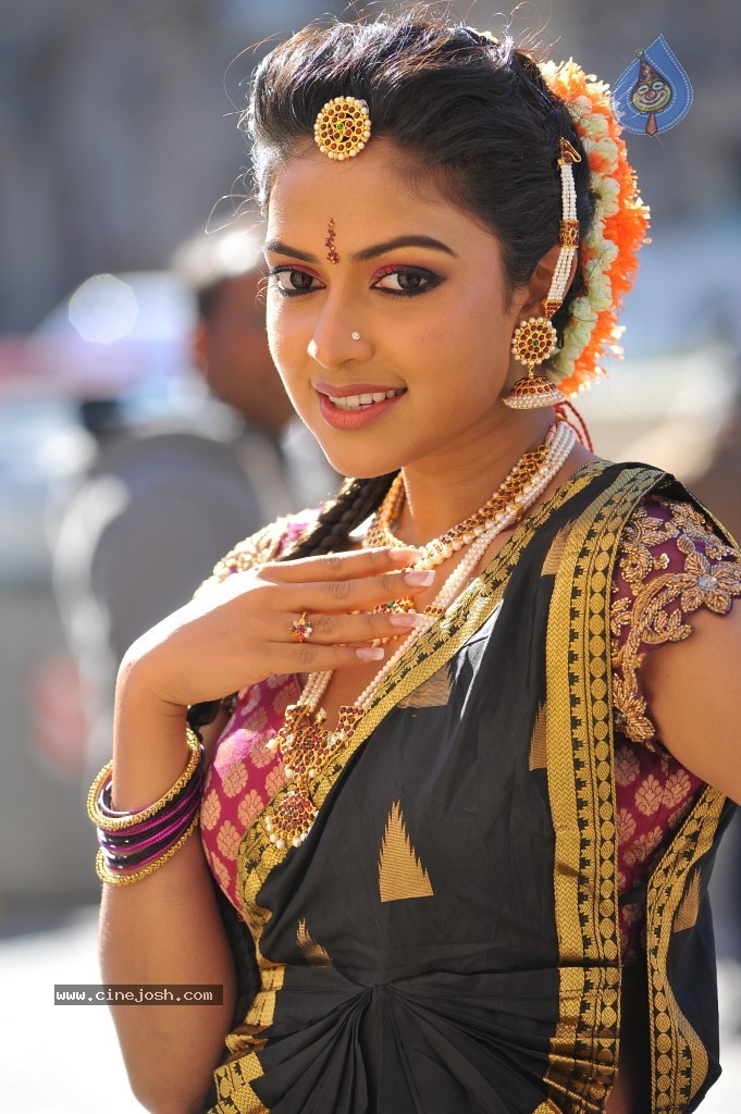 Amala Paul New Photos - 51 / 95 photos