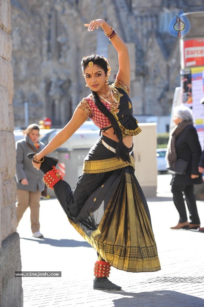 Amala Paul New Photos - 68 / 95 photos