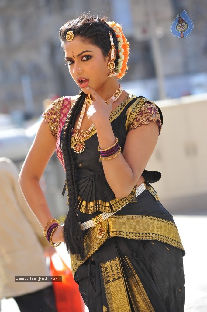 Amala Paul New Photos - 71 / 95 photos